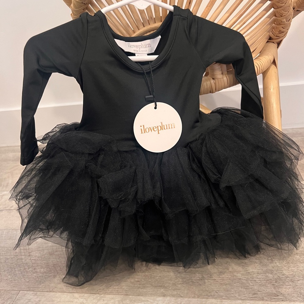 llovePlum Black B.F.F Tutu Dress:
NWT; Size 6-12 month